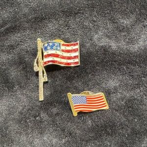 Vintage American Flag Pin Set